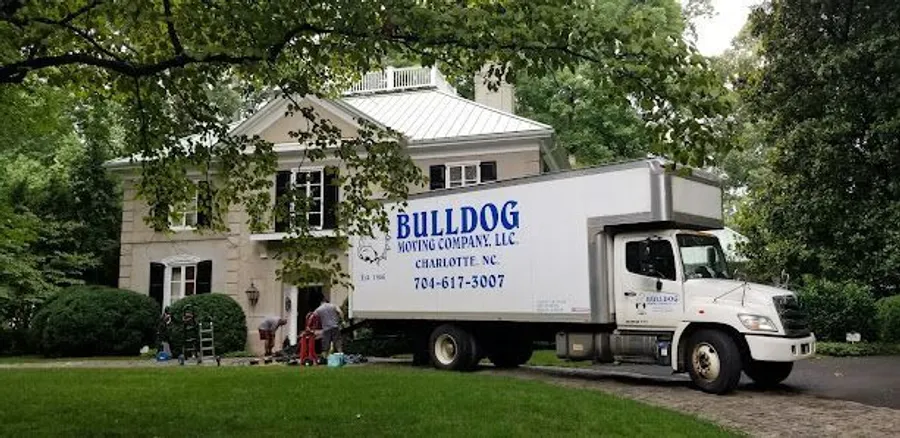 Bulldog Moving Truck